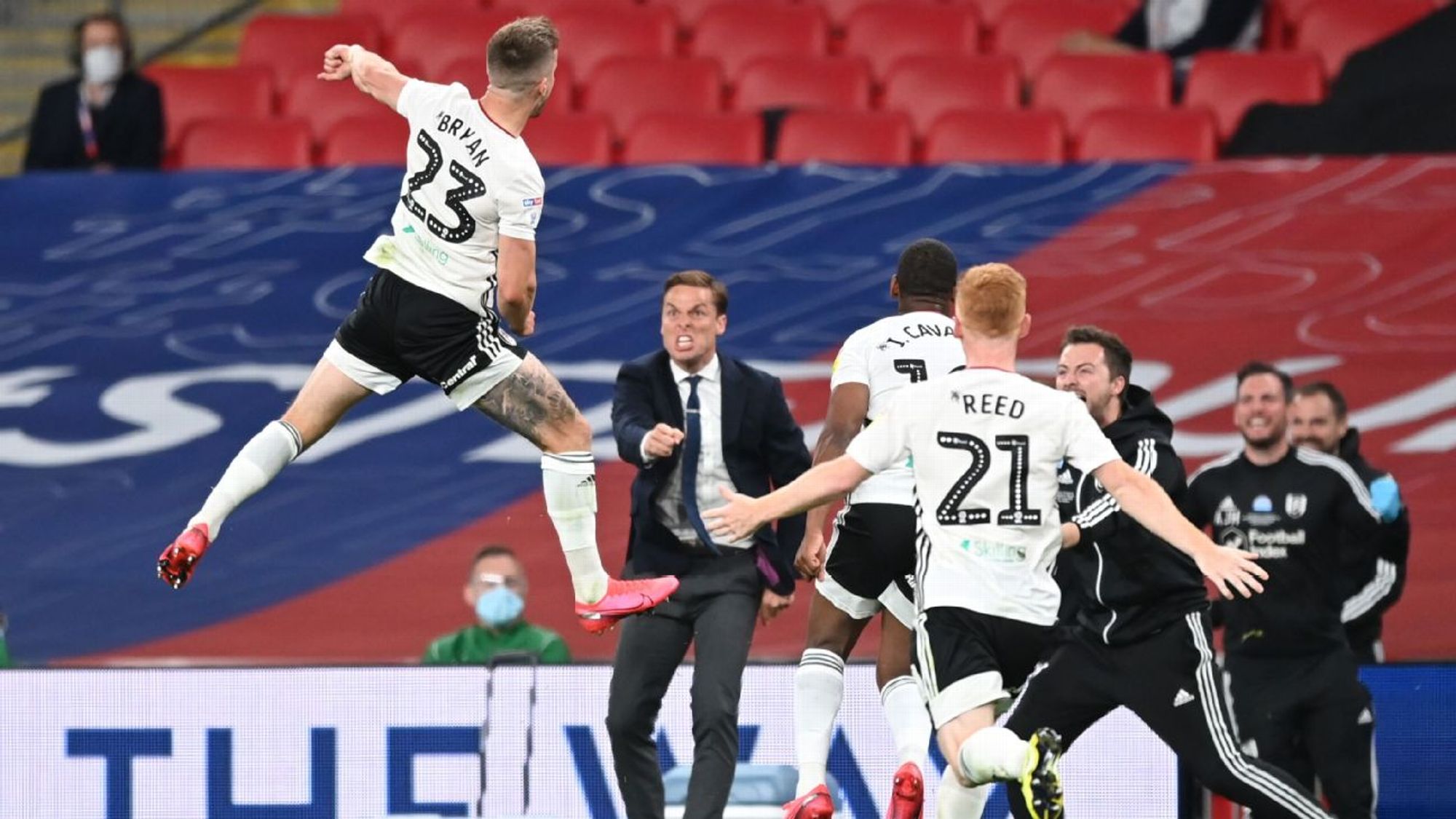 用是穆里尼 用是穆里尼