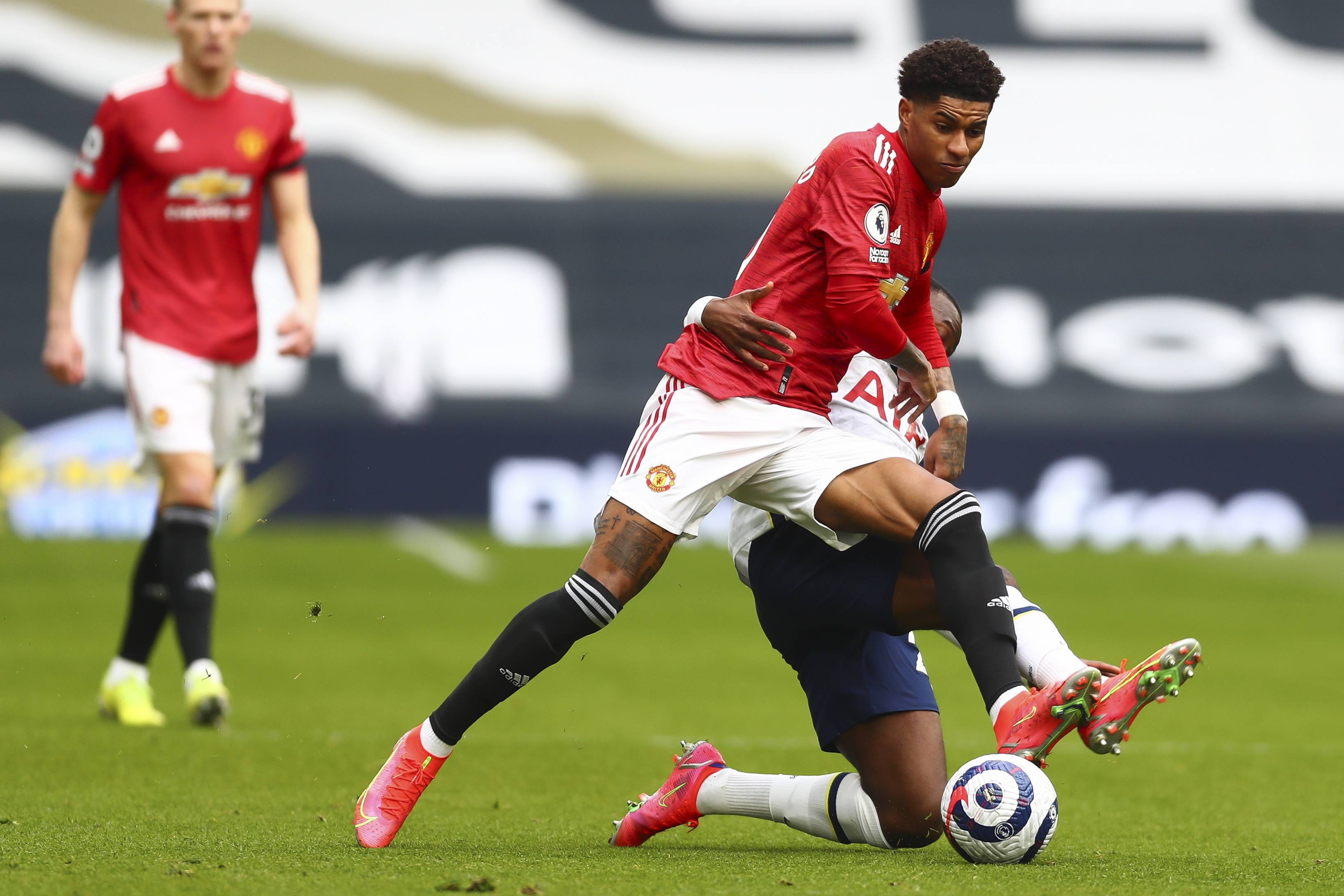 布倫森在季 布倫森在季